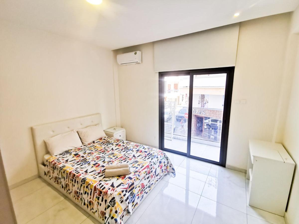 The White Pearl Apartment Larnaca Exterior foto