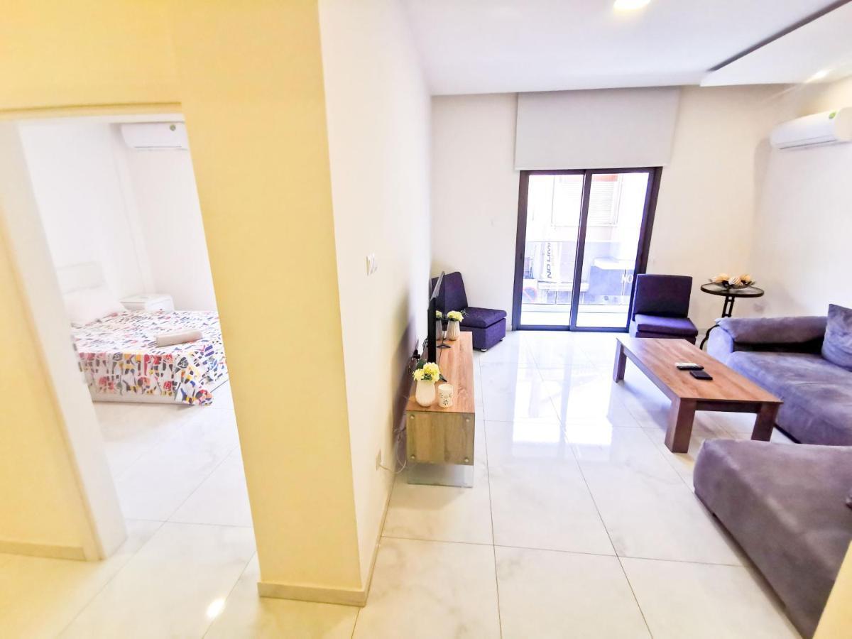The White Pearl Apartment Larnaca Exterior foto